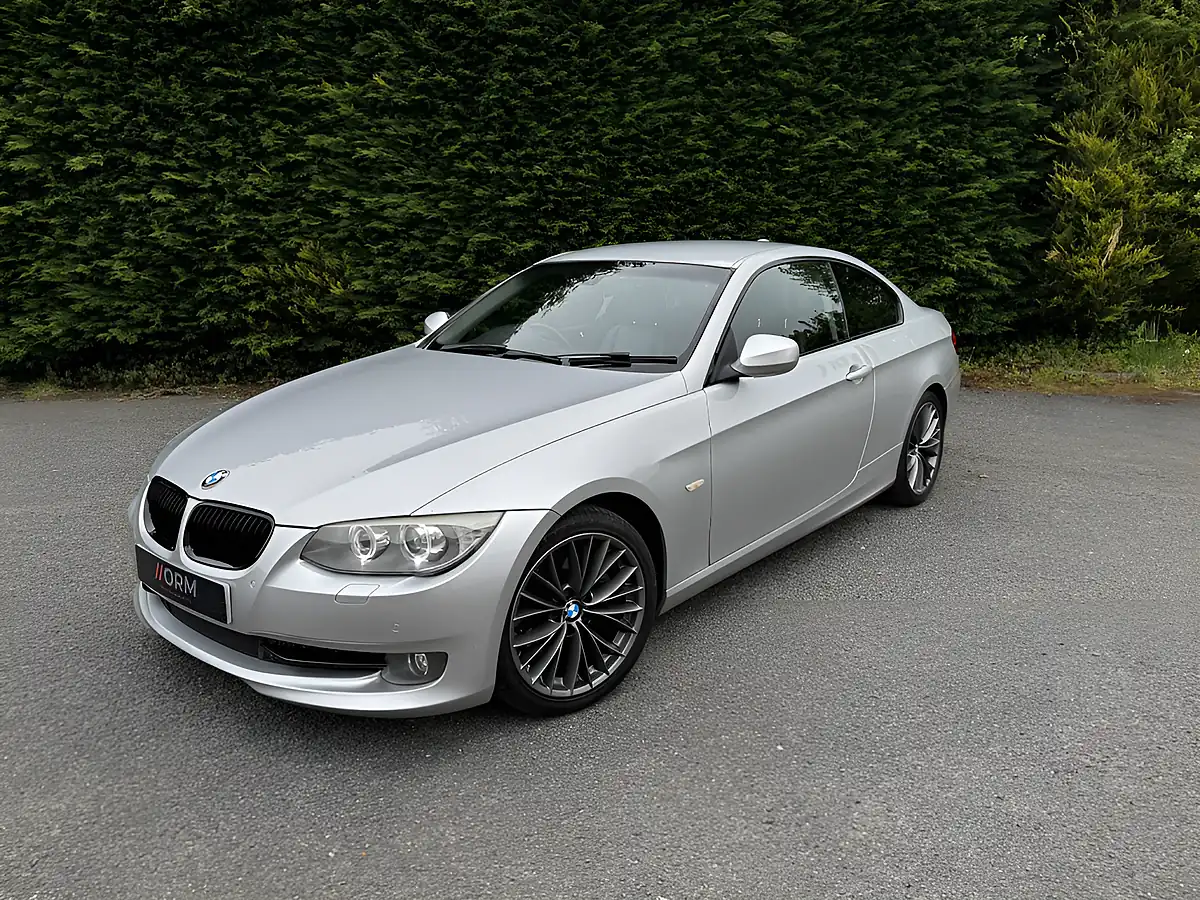 Used 2010 BMW 3 Series Se Silver - Front View