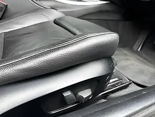 Used 2010 BMW 3 Series Se Silver - Interior and Exterior details 15