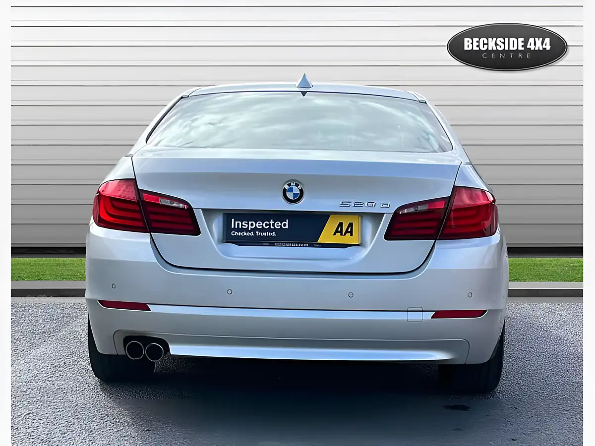 Used 2010 BMW 5 Series Se Titanium Silver - Interior and Exterior details 9