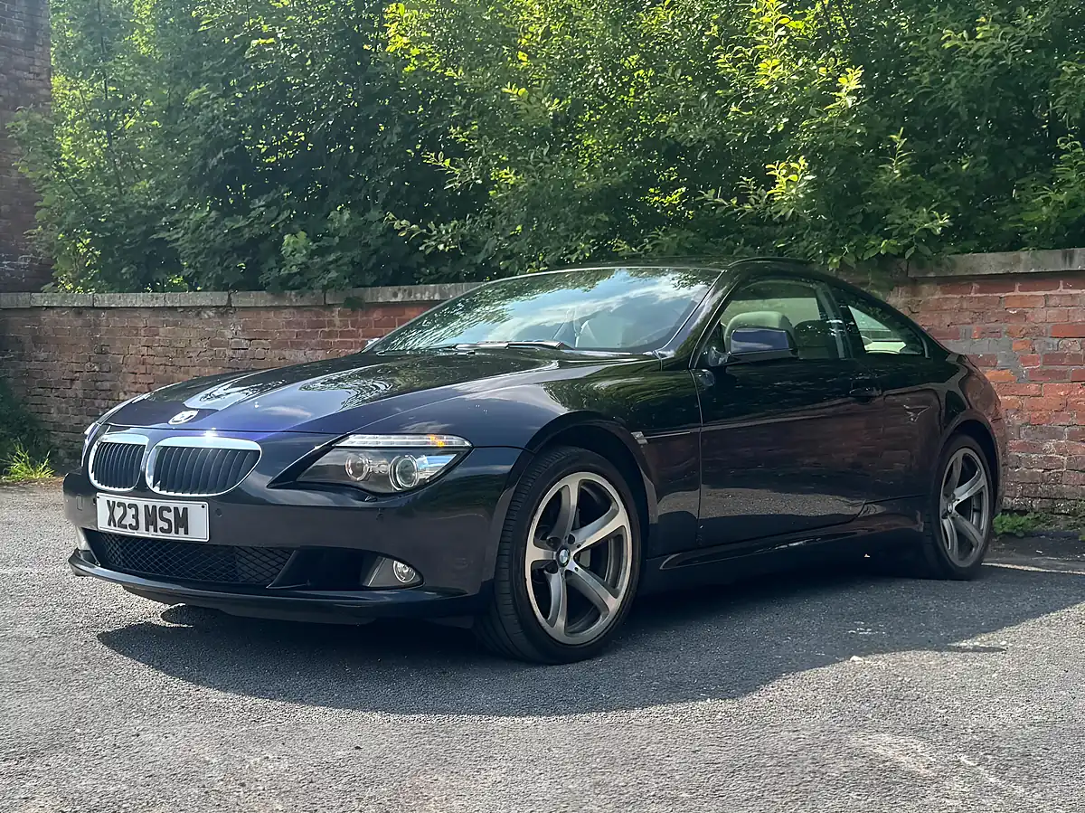 Used 2010 BMW 6 Series Sport Black - Interior and Exterior details 12