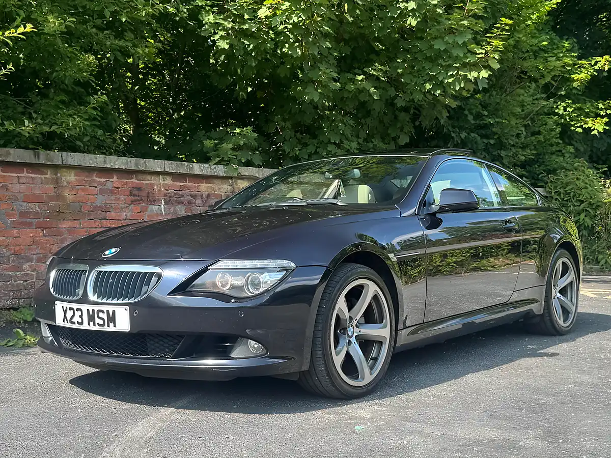 Used 2010 BMW 6 Series Sport Black - Interior and Exterior details 6