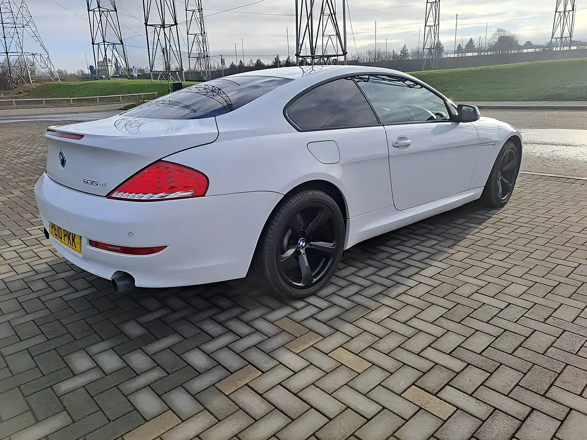 Used 2010 BMW 6 Series Sport White - Interior and Exterior details 3
