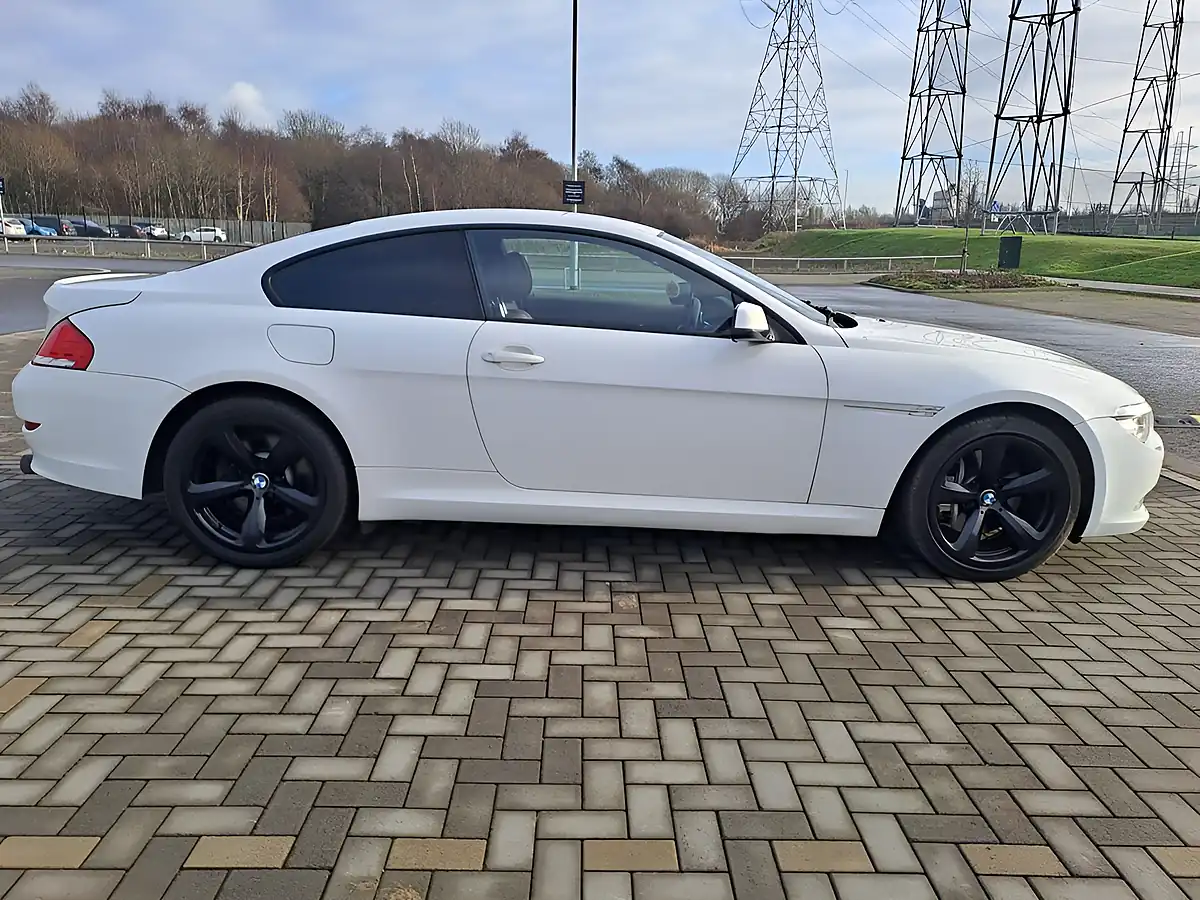 Used 2010 BMW 6 Series Sport White - Interior and Exterior details 4
