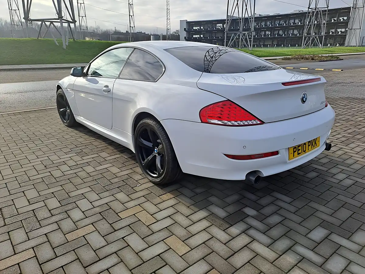 Used 2010 BMW 6 Series Sport White - Interior and Exterior details 7