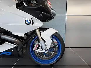 Used 2010 BMW HP2 Sport - Interior and Exterior details 4