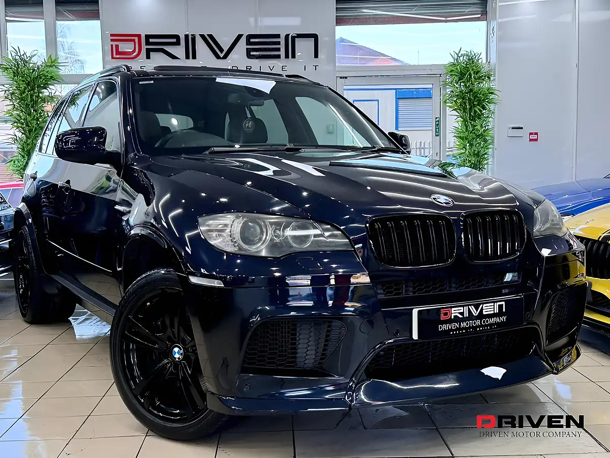 Used 2010 BMW X5 M Black - Front View