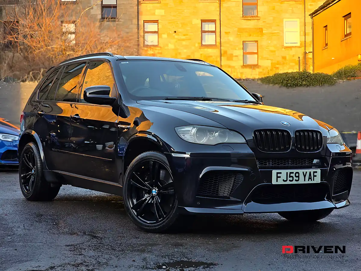 Used 2010 BMW X5 M Black - Interior and Exterior details 10