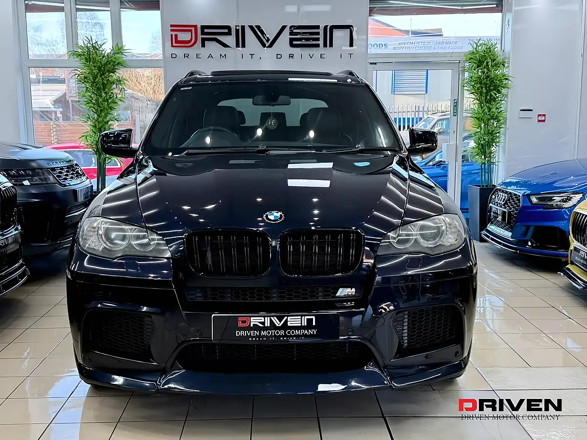 Used 2010 BMW X5 M Black - Interior and Exterior details 12