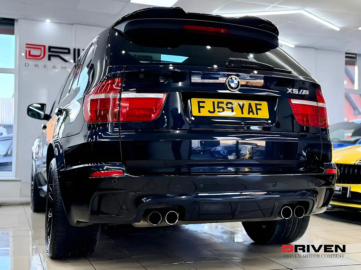 Used 2010 BMW X5 M Black - Interior and Exterior details 13