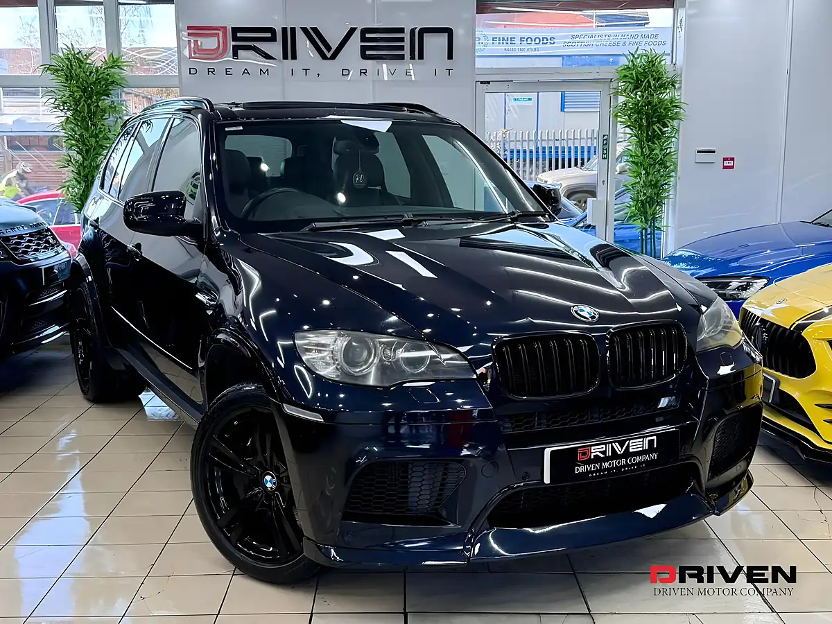 Used 2010 BMW X5 M Black - Interior and Exterior details 6