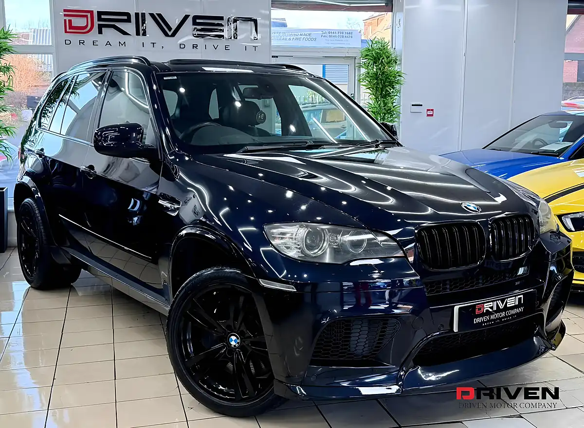 Used 2010 BMW X5 M Black - Interior and Exterior details 7