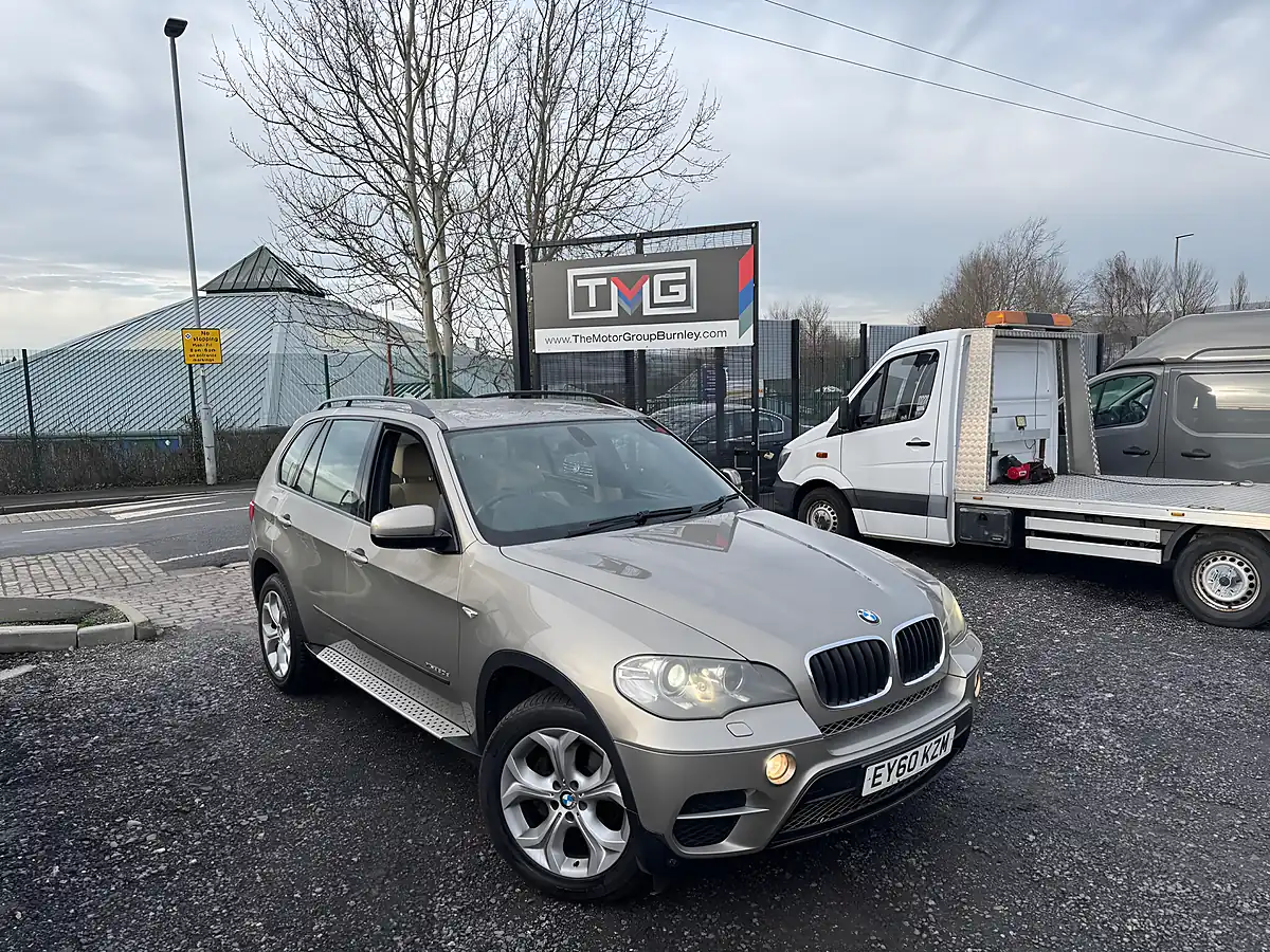 Used 2010 BMW X5 Se Platinum Bronze Metallic - Front View