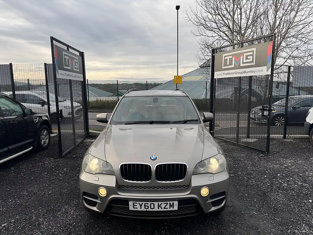 Used 2010 BMW X5 Se Platinum Bronze Metallic - Interior and Exterior details 3