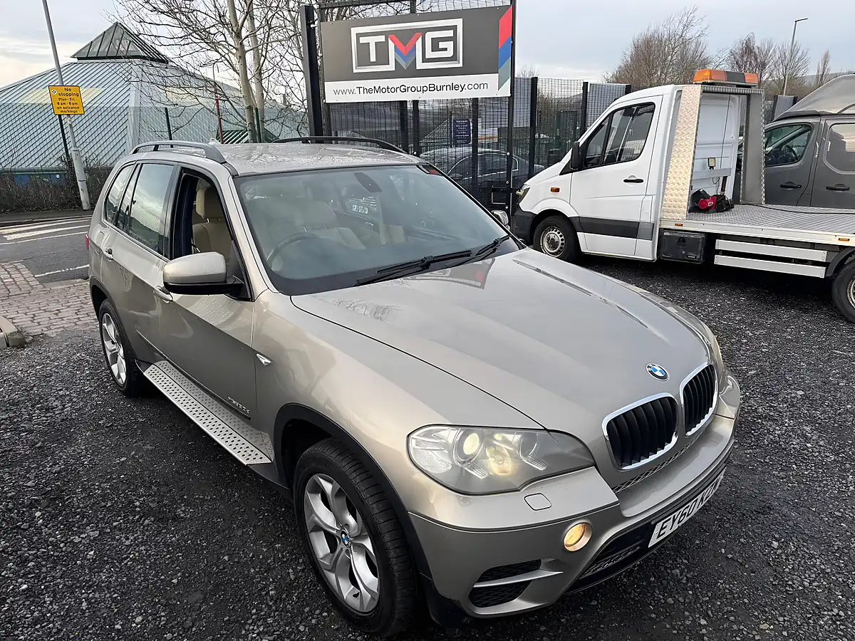 Used 2010 BMW X5 Se Platinum Bronze Metallic - Interior and Exterior details 4