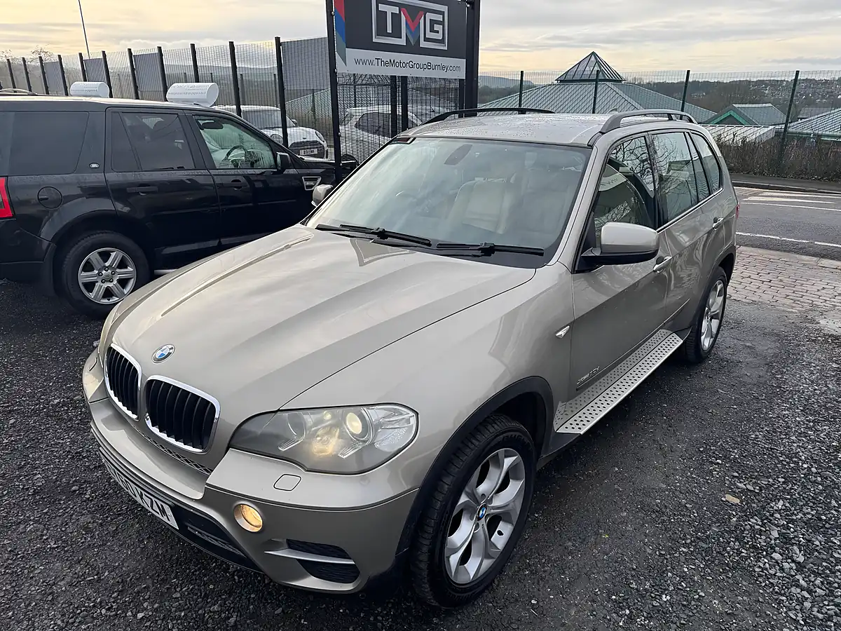 Used 2010 BMW X5 Se Platinum Bronze Metallic - Interior and Exterior details 5