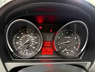 Used 2010 BMW Z4 Convertible White - Interior and Exterior details 18