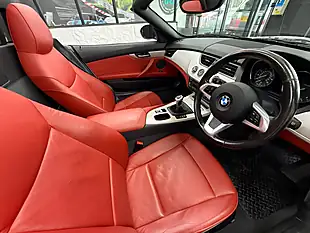 Used 2010 BMW Z4 Convertible White - Interior and Exterior details 7