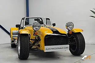Used 2010 Caterham Seven Roadsport Firecracker Yellow - Interior and Exterior details 20