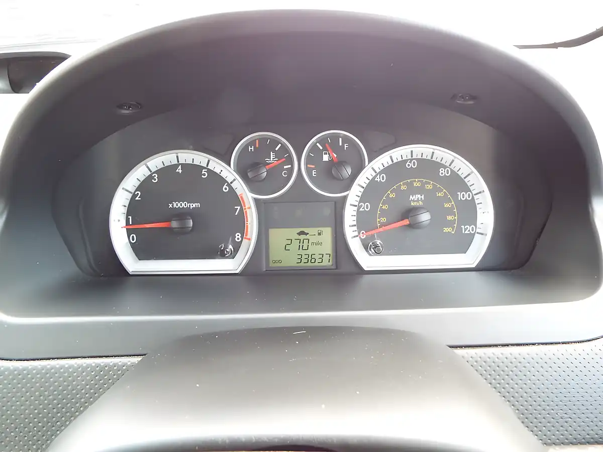 Used 2010 Chevrolet Aveo Ls Black - Interior and Exterior details 18