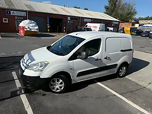 Used 2010 Citroen Berlingo 850 Lx White - Interior and Exterior details 2