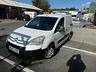 Used 2010 Citroen Berlingo 850 Lx White - Interior and Exterior details 6