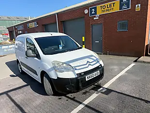 Used 2010 Citroen Berlingo 850 Lx White - Interior and Exterior details 7