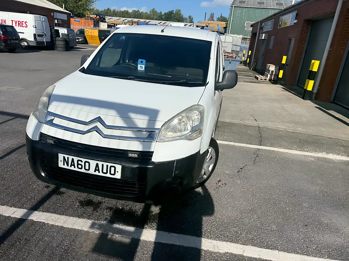 Used 2010 Citroen Berlingo 850 Lx White - Interior and Exterior details 8