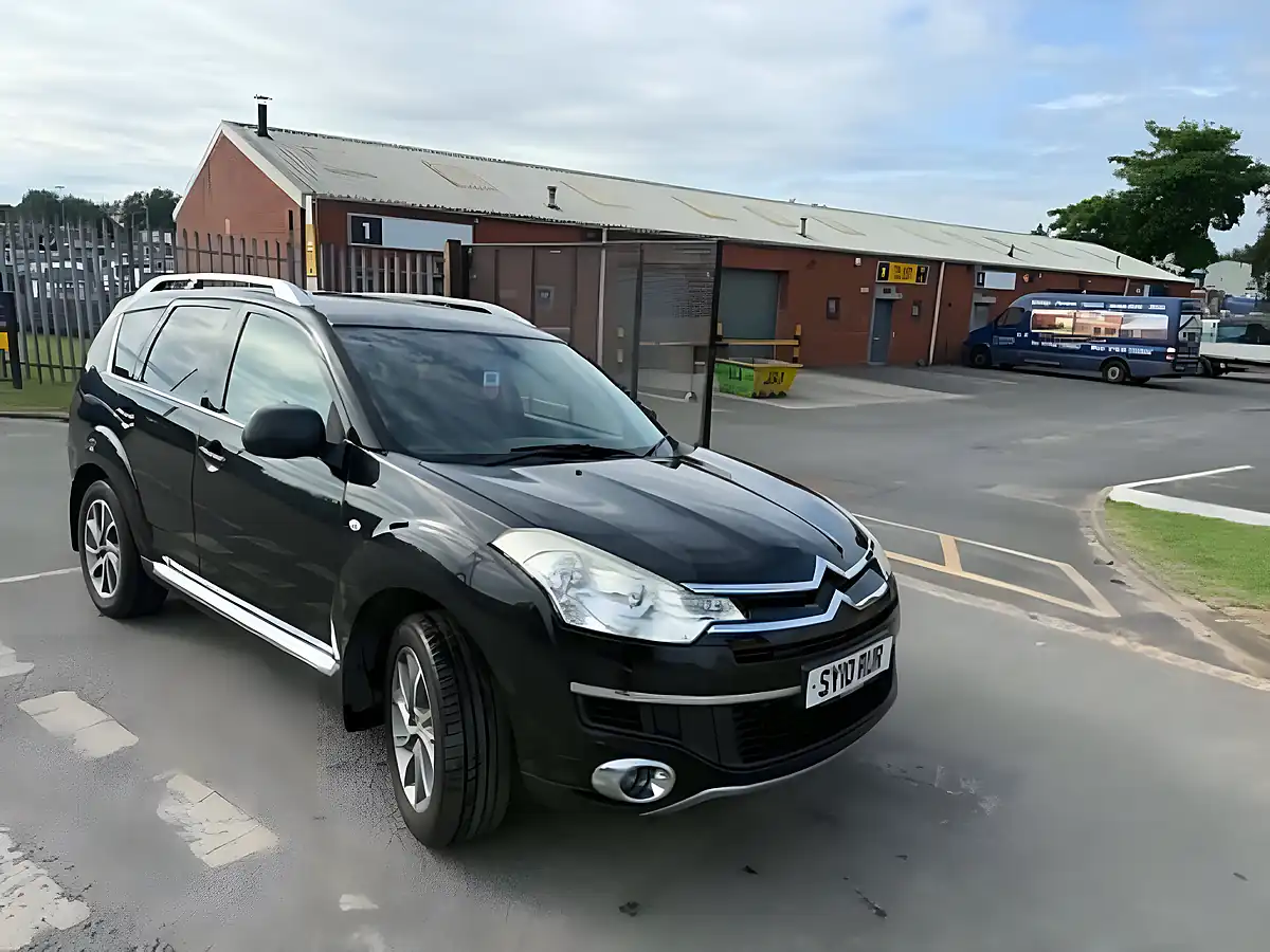 Used 2010 Citroen C-Crosser Exclusive - Interior and Exterior details 5