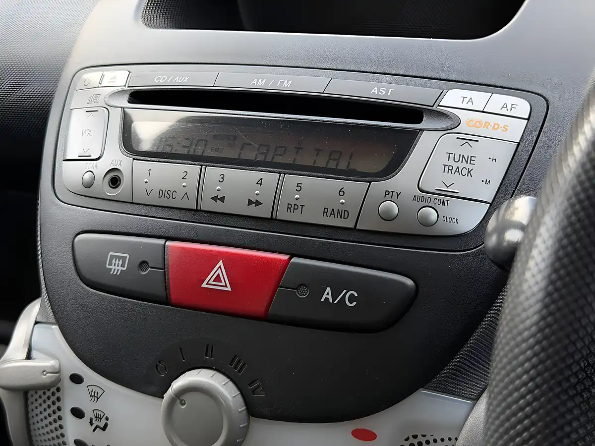 Used 2010 Citroen C1 Vtr+ Black - Interior and Exterior details 18