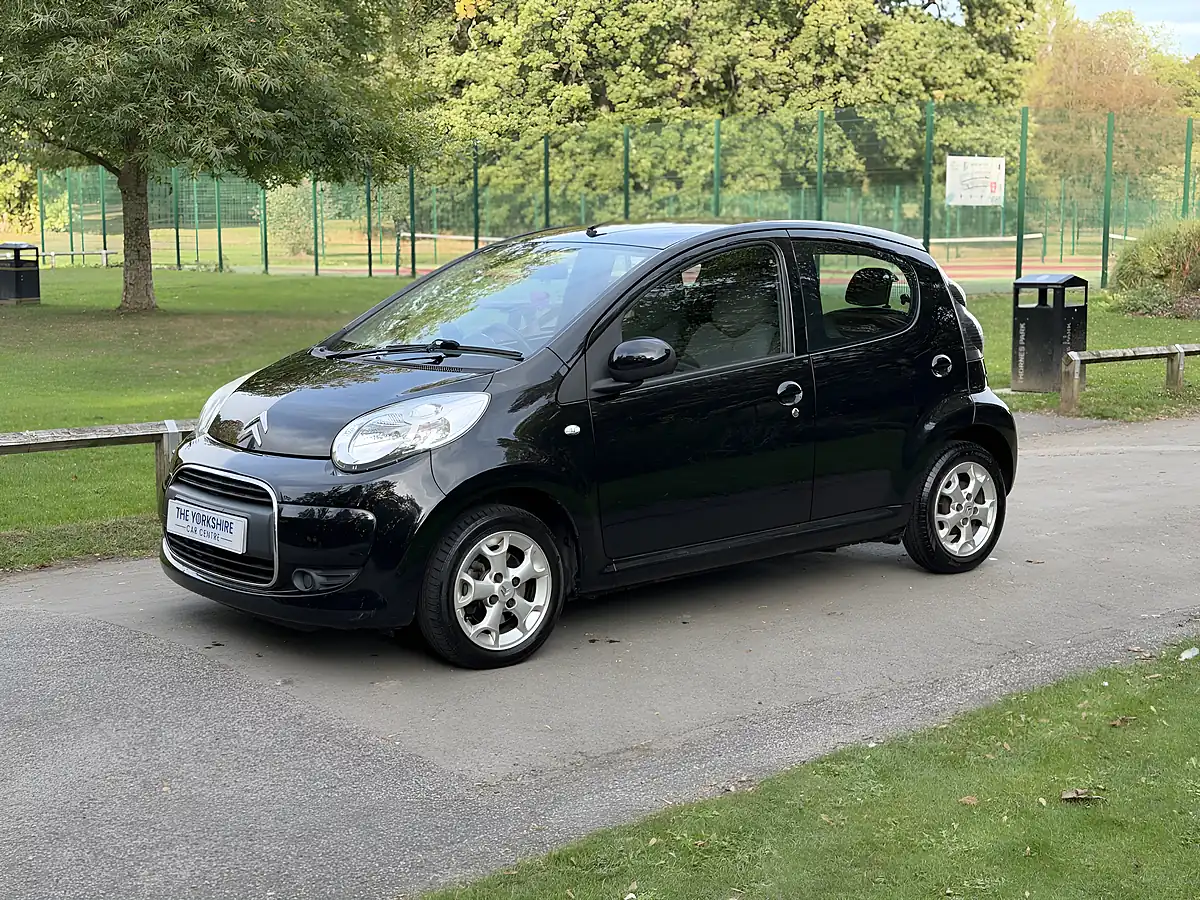 Used 2010 Citroen C1 Vtr+ Black - Interior and Exterior details 4