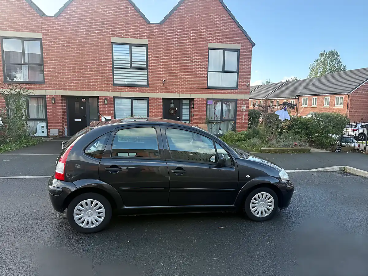 Used 2010 Citroen C3 First - Interior and Exterior details 7