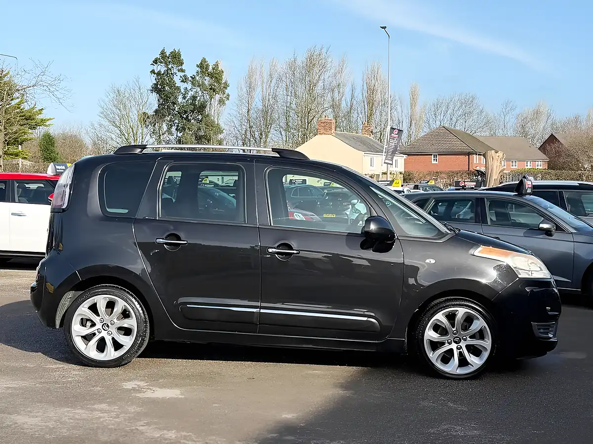Used 2010 Citroen C3 Picasso Exclusive Black - Interior and Exterior details 13