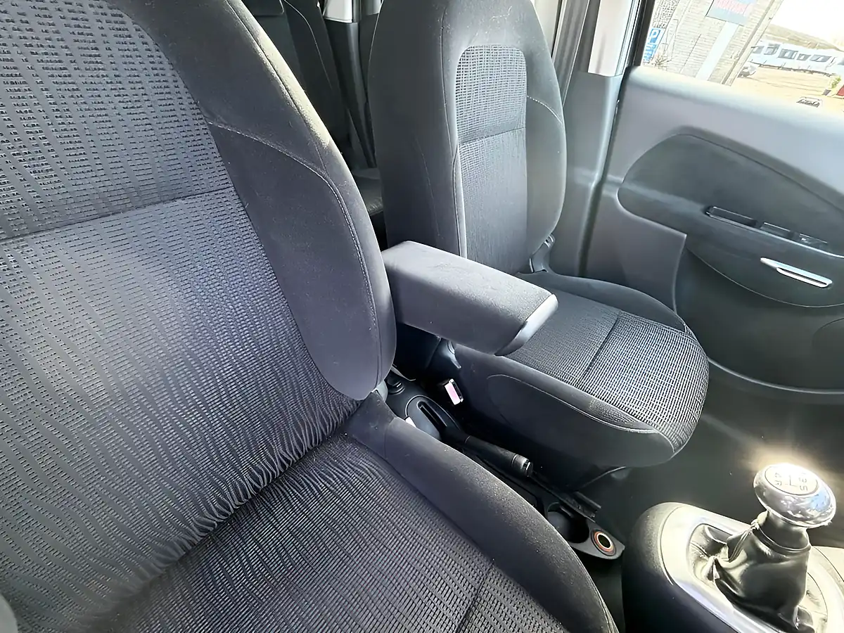Used 2010 Citroen C3 Picasso Exclusive Black - Interior and Exterior details 20