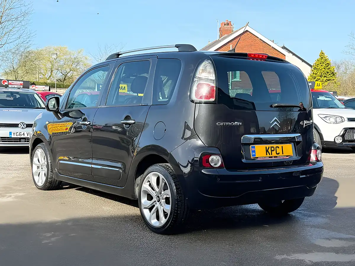 Used 2010 Citroen C3 Picasso Exclusive Black - Interior and Exterior details 7