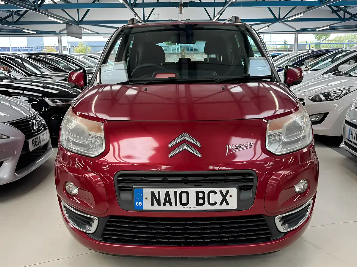 Used 2010 Citroen C3 Picasso Exclusive Red - Interior and Exterior details 2