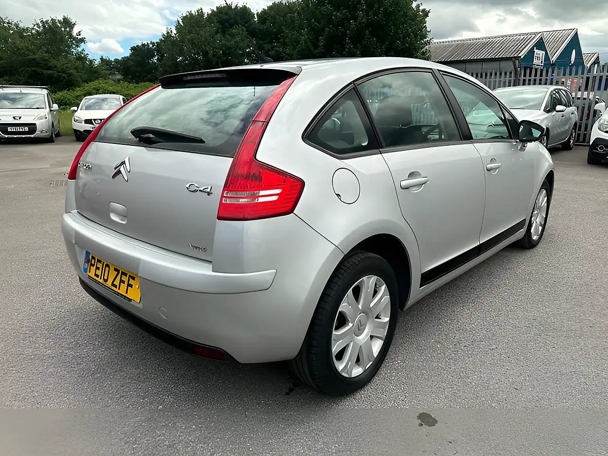 Used 2010 Citroen C4 Vtr+ Silver - Interior and Exterior details 12