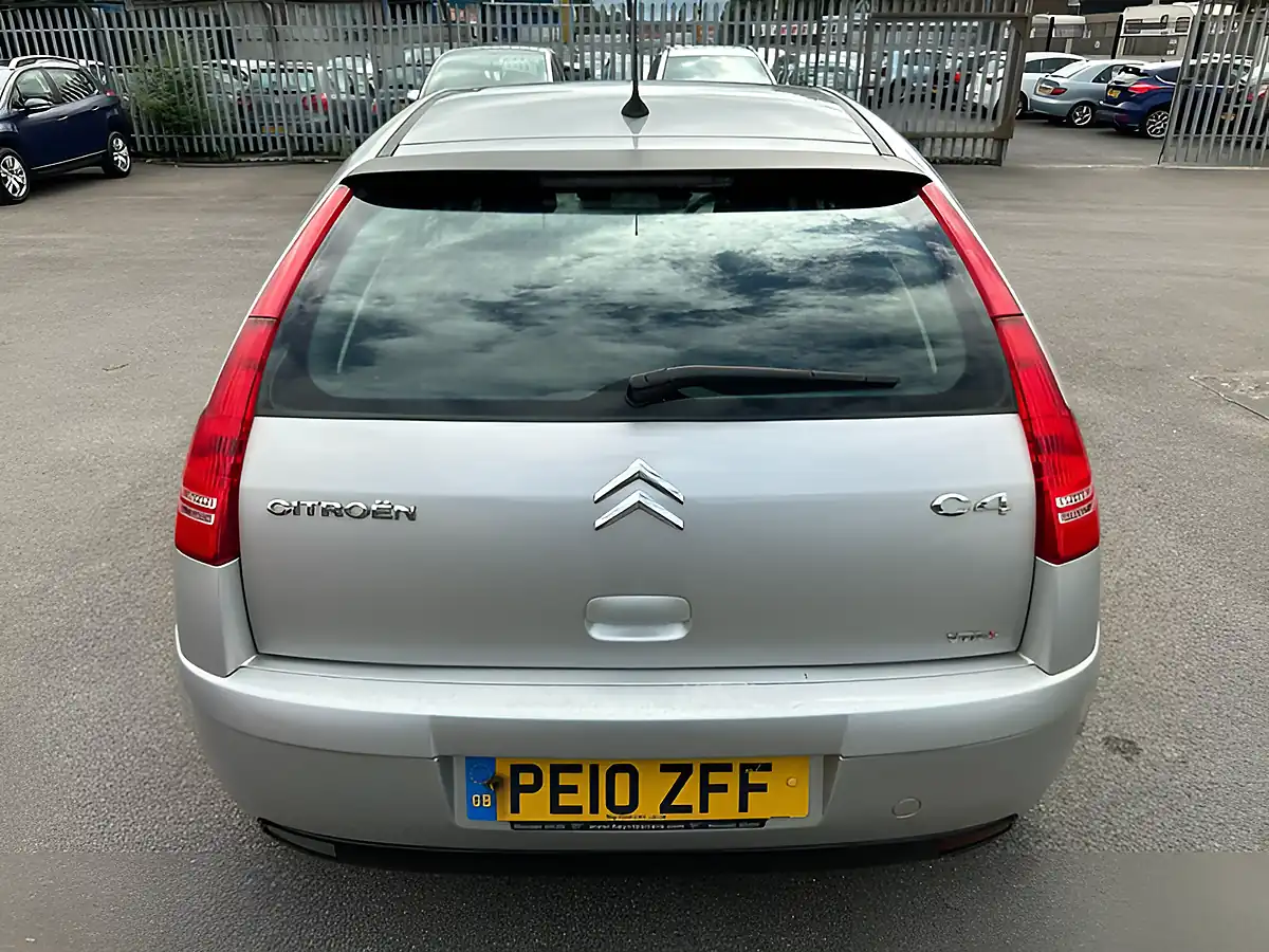 Used 2010 Citroen C4 Vtr+ Silver - Interior and Exterior details 13