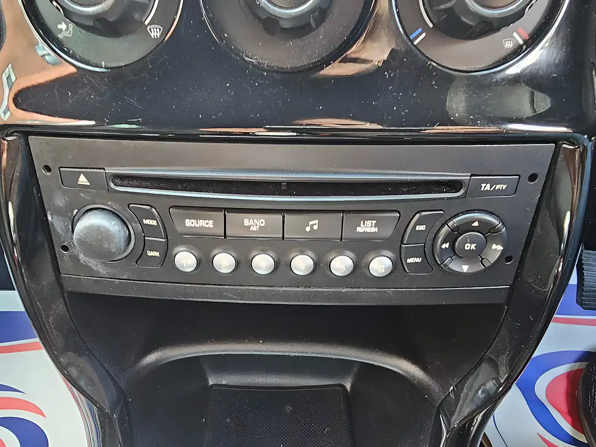 Used 2010 Citroen DS3 Black Euro 5 Black - Interior and Exterior details 14