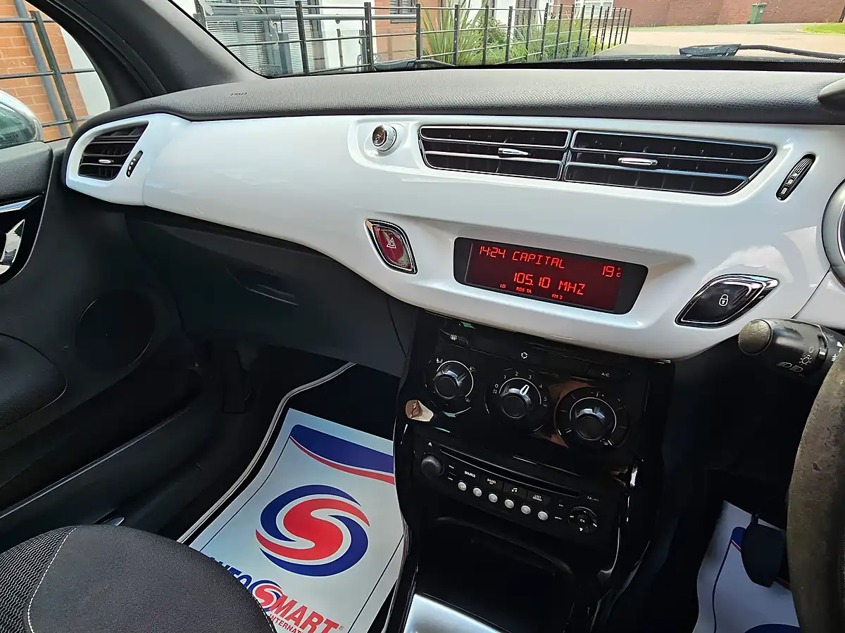 Used 2010 Citroen DS3 Black Euro 5 Black - Interior and Exterior details 15