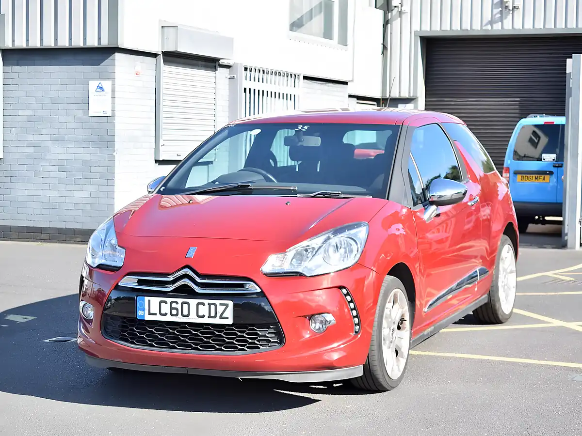 Used 2010 Citroen DS3 Dstyle Red - Interior and Exterior details 14