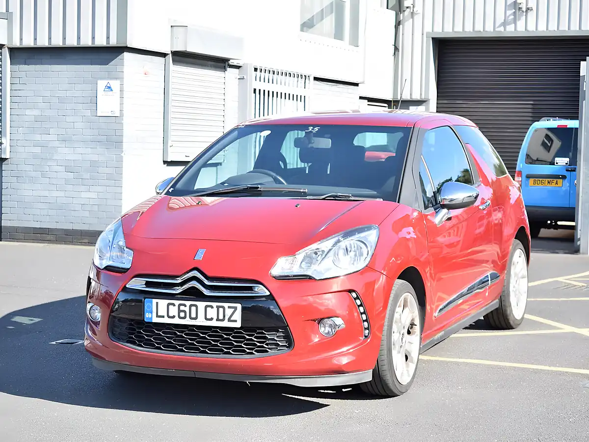 Used 2010 Citroen DS3 Dstyle Red - Interior and Exterior details 3