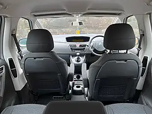 Used 2010 Citroen Grand C4 Picasso Vtr+ Silver - Interior and Exterior details 10