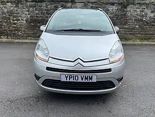 Used 2010 Citroen Grand C4 Picasso Vtr+ Silver - Interior and Exterior details 2