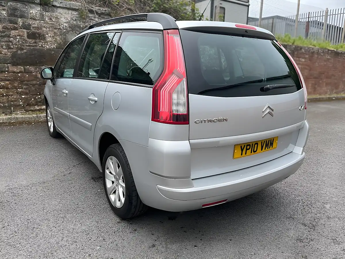 Used 2010 Citroen Grand C4 Picasso Vtr+ Silver - Interior and Exterior details 5