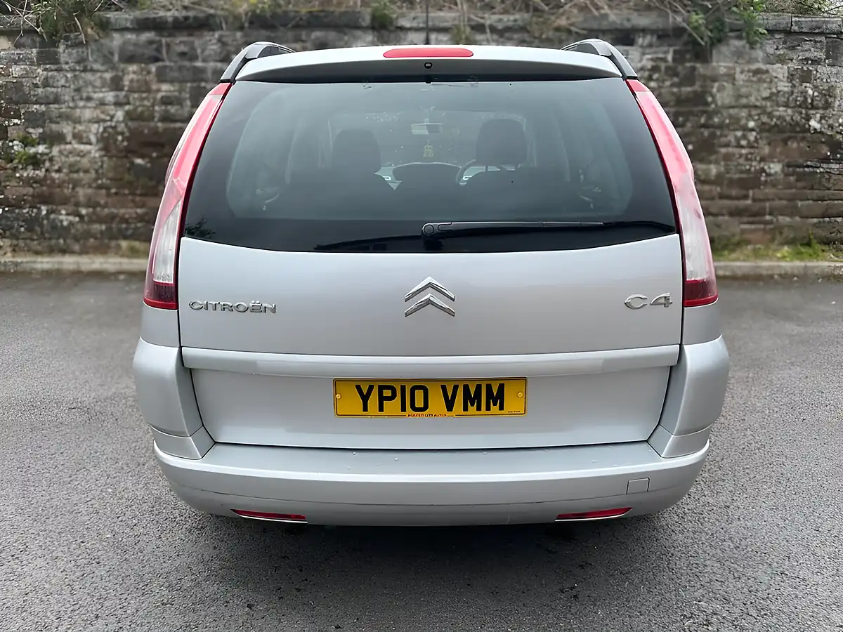Used 2010 Citroen Grand C4 Picasso Vtr+ Silver - Interior and Exterior details 6