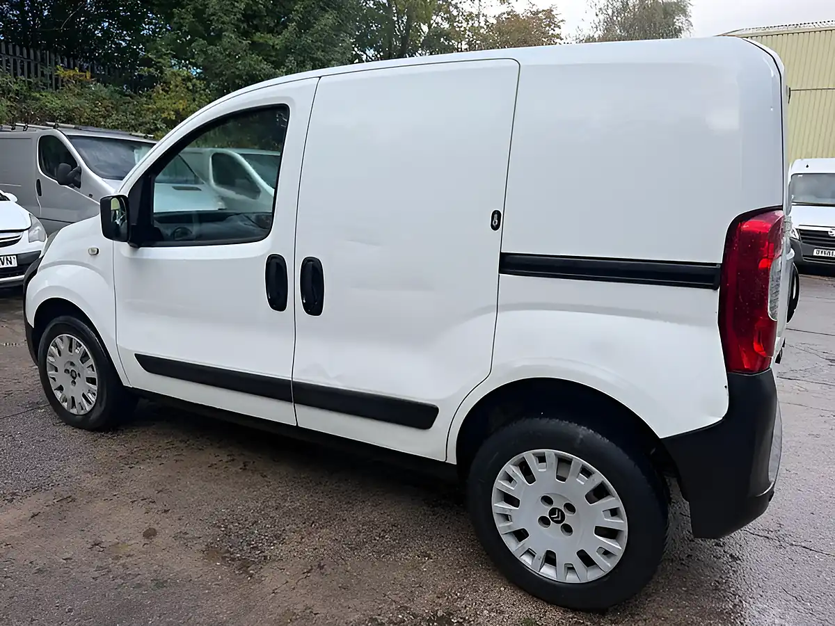 Used 2010 Citroen Nemo Lx White - Interior and Exterior details 10