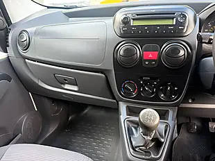 Used 2010 Citroen Nemo Lx White - Interior and Exterior details 17
