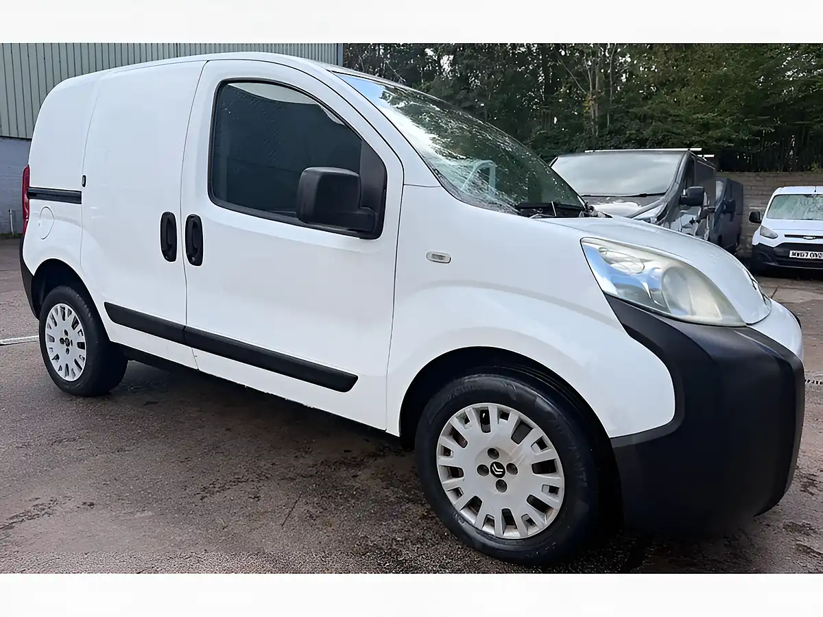 Used 2010 Citroen Nemo Lx White - Interior and Exterior details 3