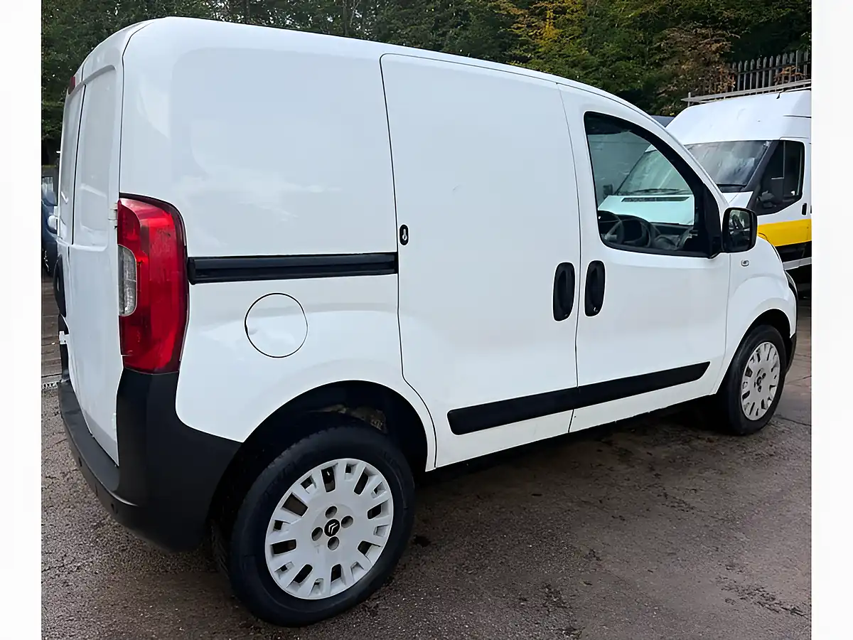 Used 2010 Citroen Nemo Lx White - Interior and Exterior details 7