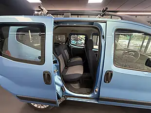 Used 2010 Citroen Nemo Multispace Blue - Interior and Exterior details 16